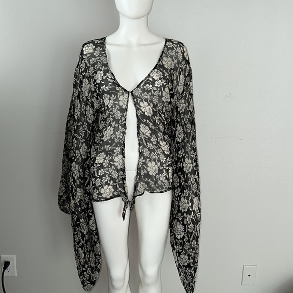 WINTER KATE *Crane* black grey floral silk kimono cardigan top blouse XS/S - Picture 2 of 9